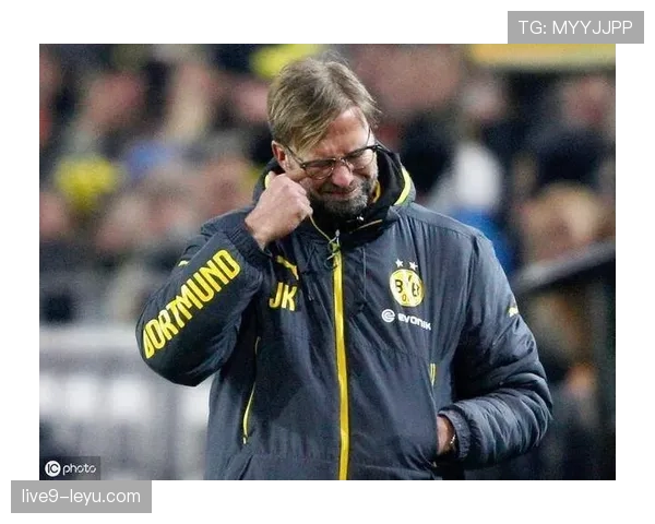 克洛普战术革新引领多特蒙德豪取两座德甲冠军与一座德国杯