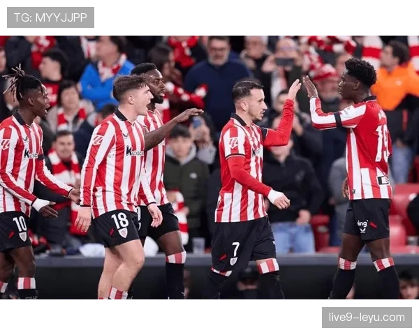 西甲实力榜更新:新赛季黑马崛起,争冠格局再添变数 西甲实力榜更新:新赛季黑马崛起,争冠格局再添变数