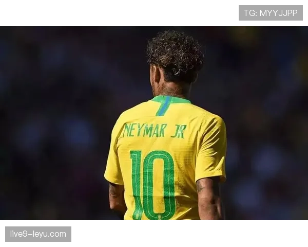 内马尔盛赞罗纳尔多:足球历史传奇巨星,影响力深远值得铭记 内马尔盛赞罗纳尔多:足球历史传奇巨星,影响力深远值得铭记